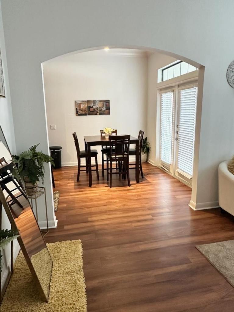 Eluxe At San Felipe Apartment Houston Exterior photo